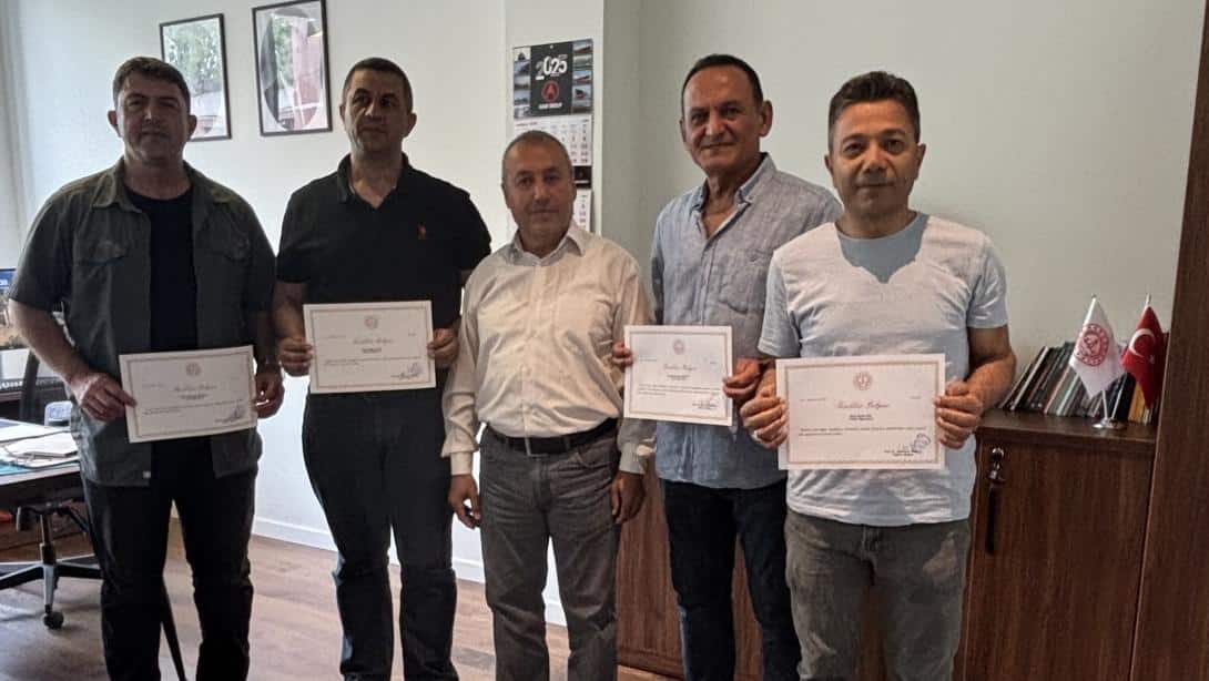 Yurt Dışı Görevini Tamamlayan Türkçe Öğretmenlerimize Teşekkür Belgesi Takdim Edildi
